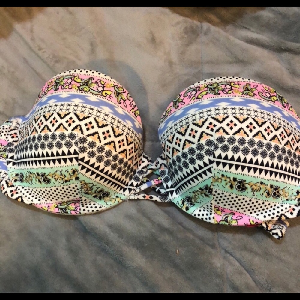 Victoria Secret  Bikini top.  Strapless.  34D